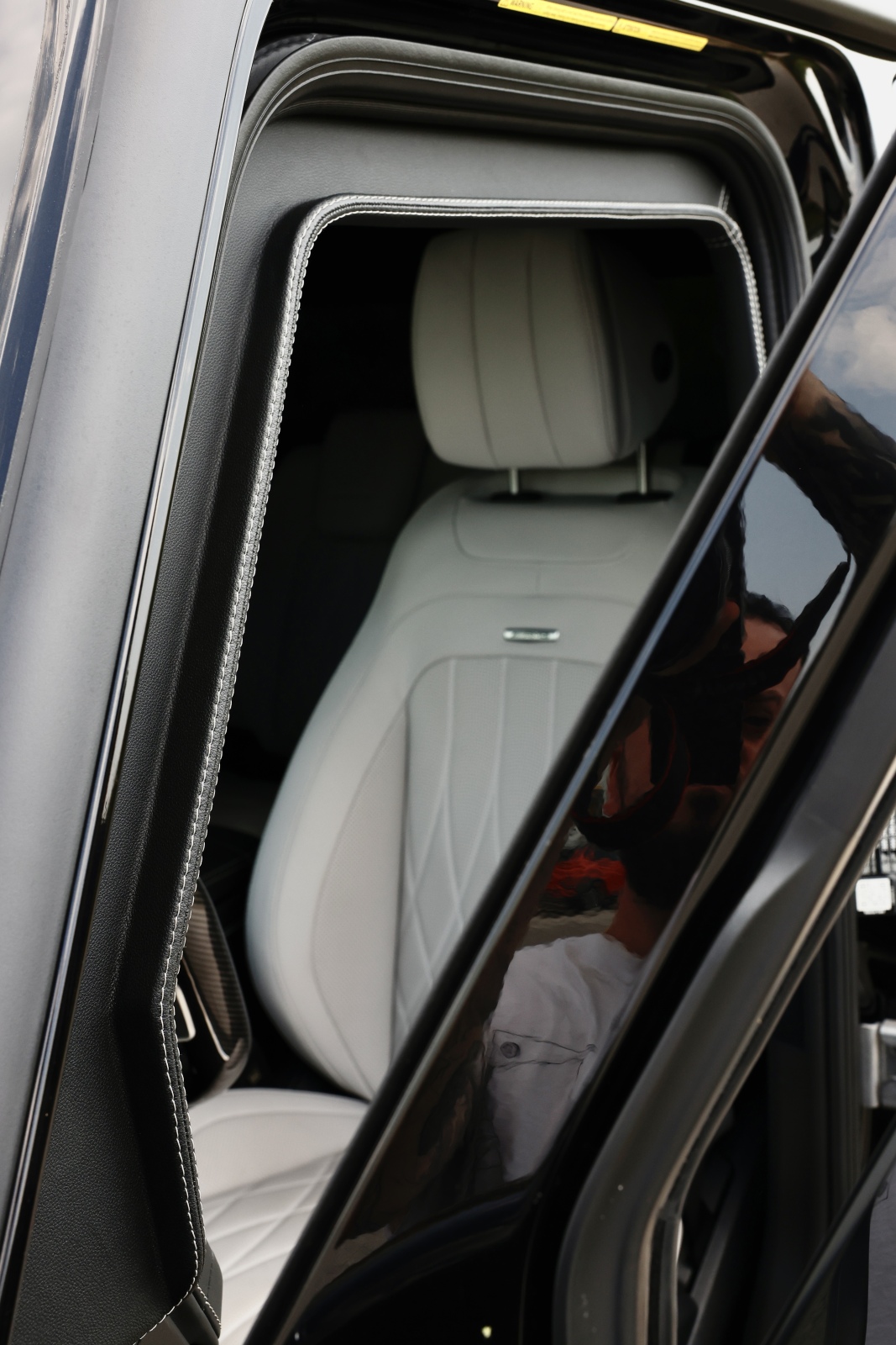 Armored Mercedes G-Wagon — photo 4