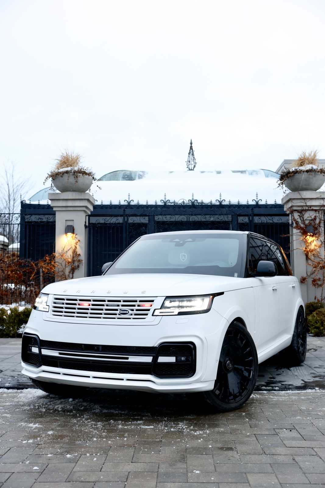 Armored Range Rover LWB BRABUS