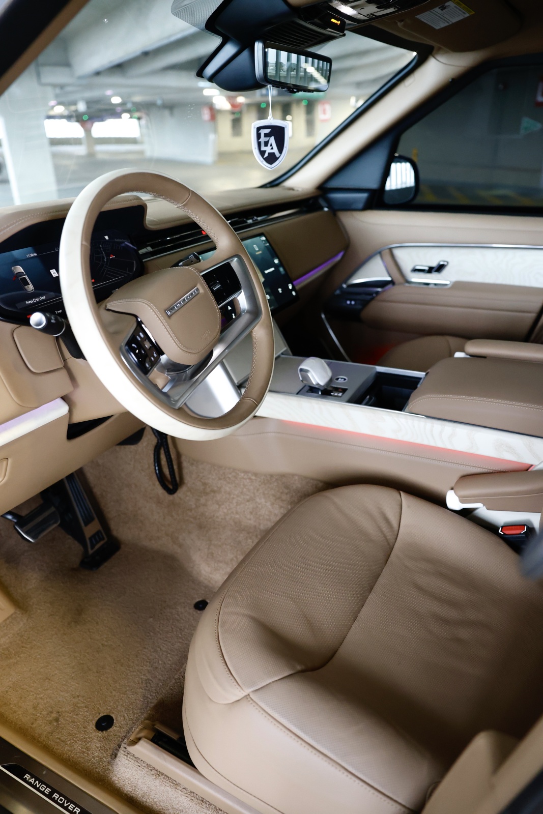 Armored Range Rover — photo 6