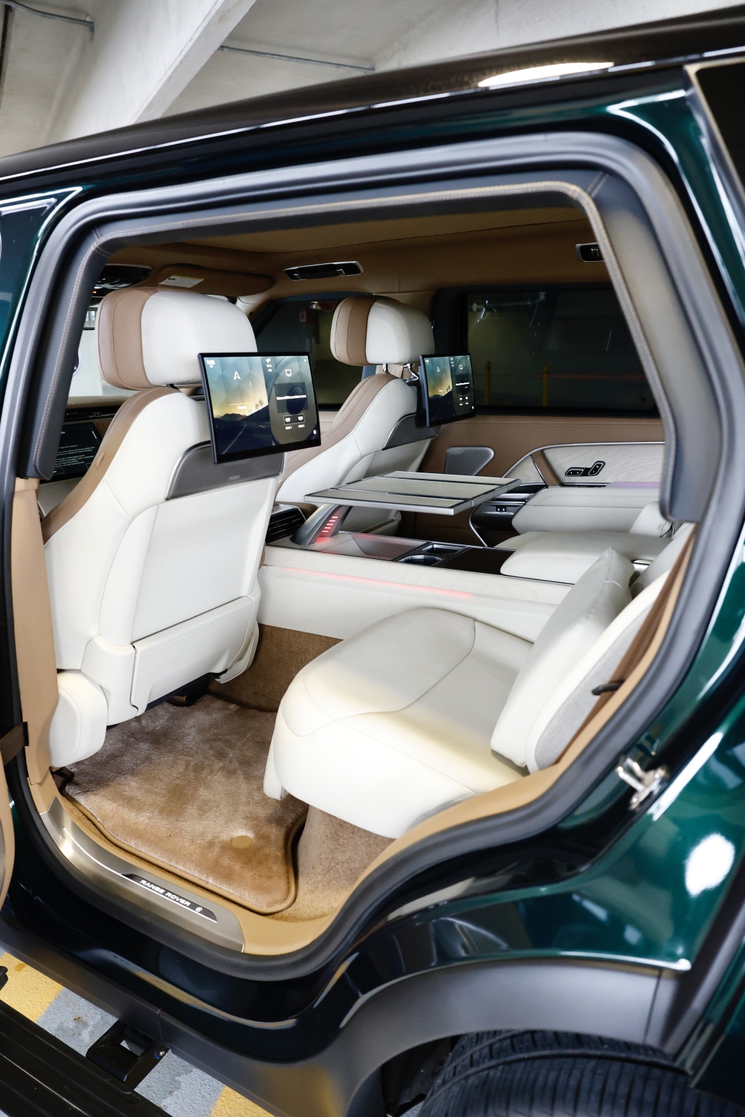 Armored Range Rover — photo 7