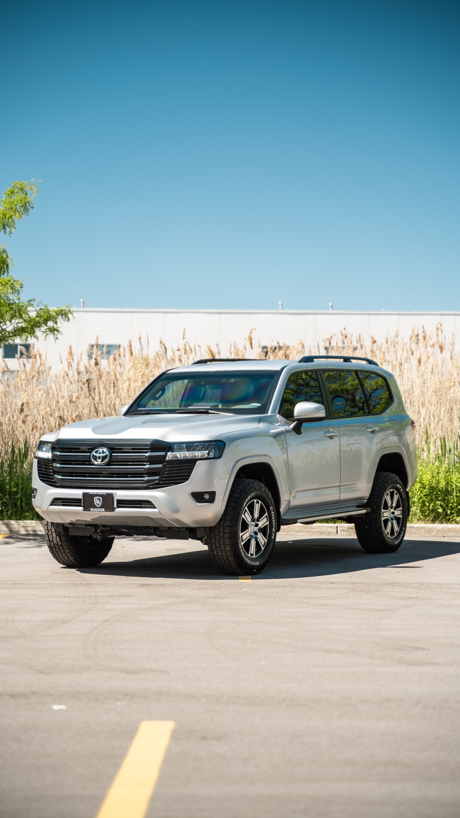 Armored Toyota Land Cruiser — photo 3