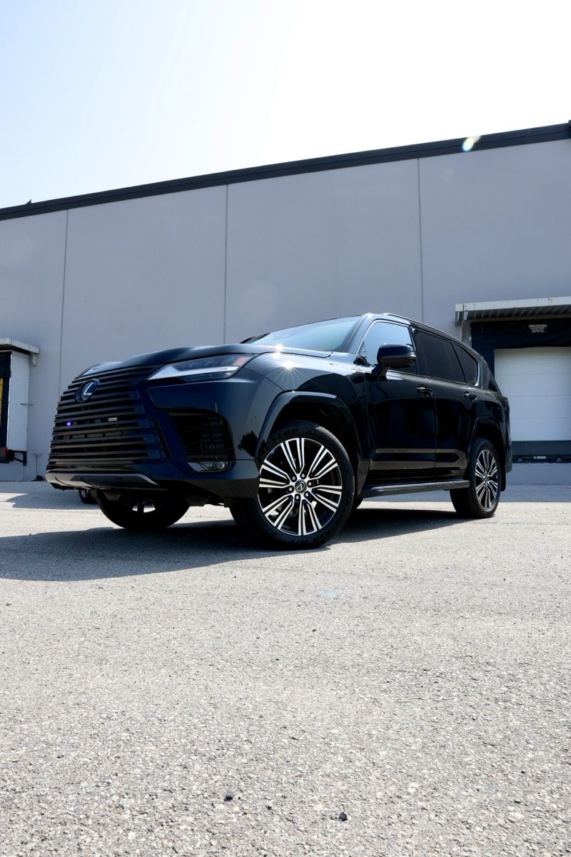 Armored Lexus LX 600 — photo 2