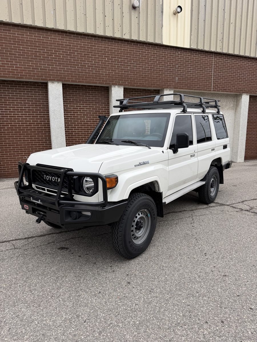 Armored Toyota Land Cruiser 76